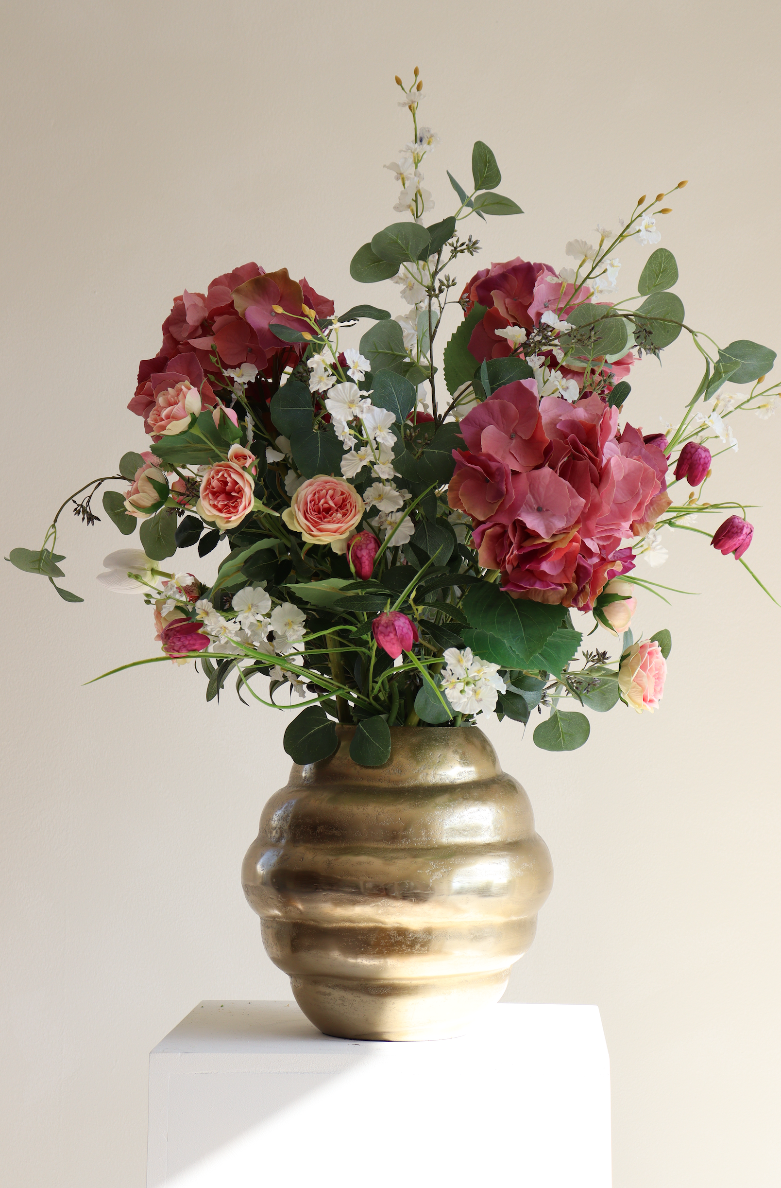 Large boeket Pink purfect incl. vaas goud