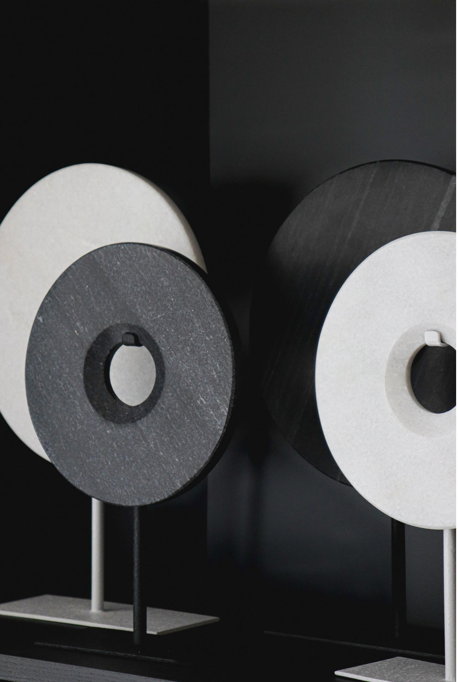 Marmeren ornament June wit