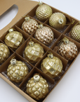 Box handgemaakte glazen kerstballen goud