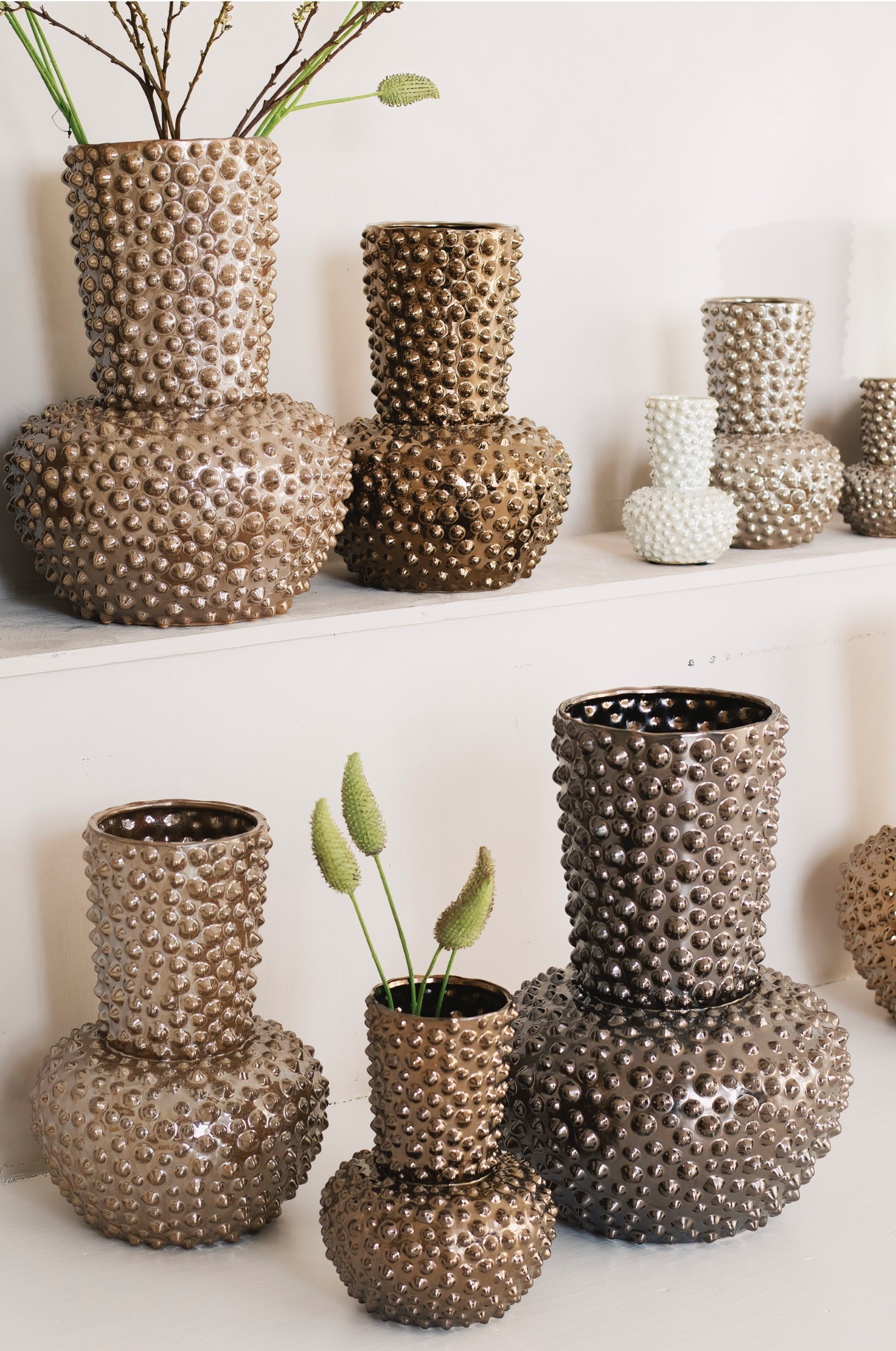 Dots vaas parelmoer wit