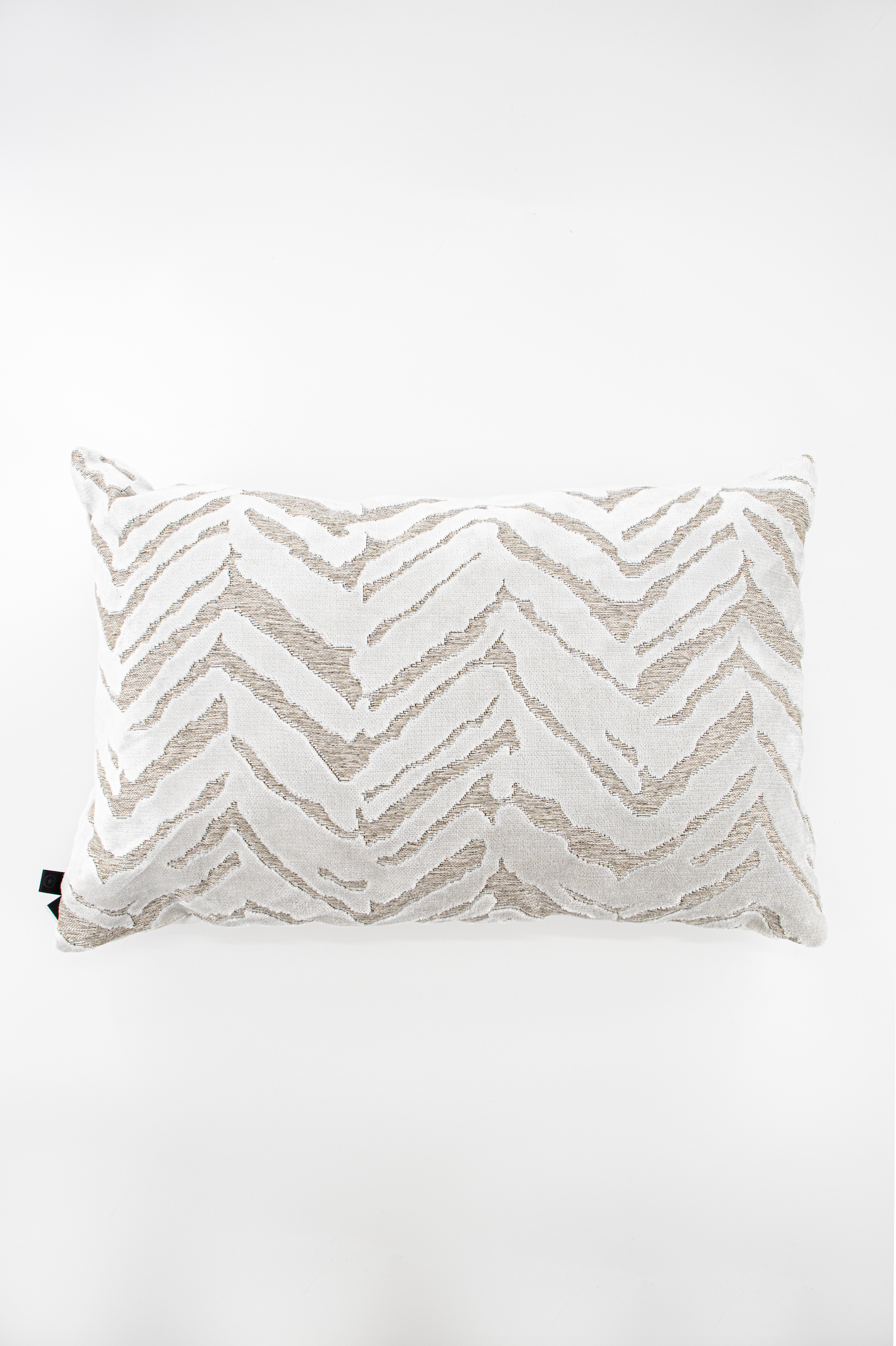 Sierkussen Belvie off-white