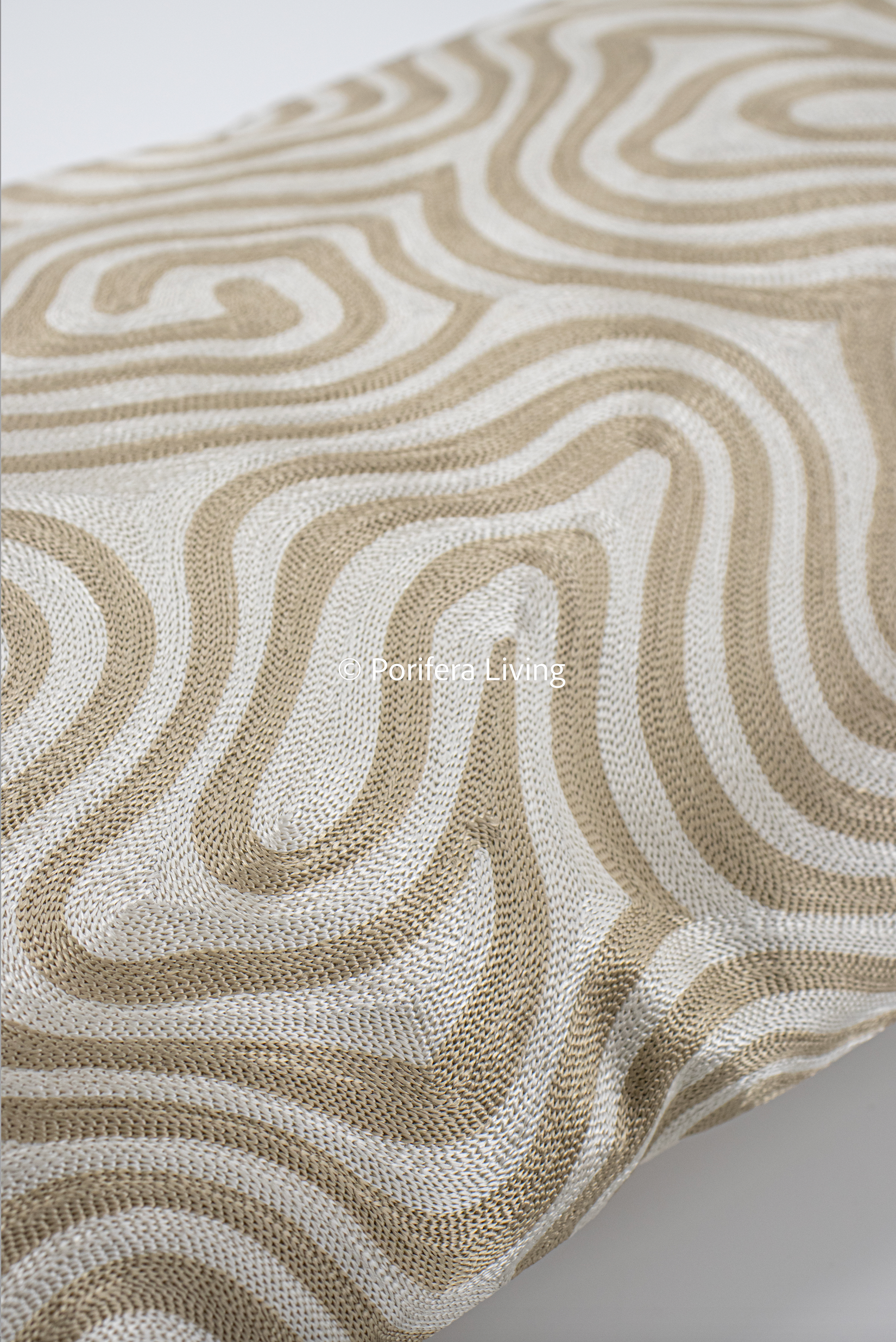 Sierkussen vic champagne off-white